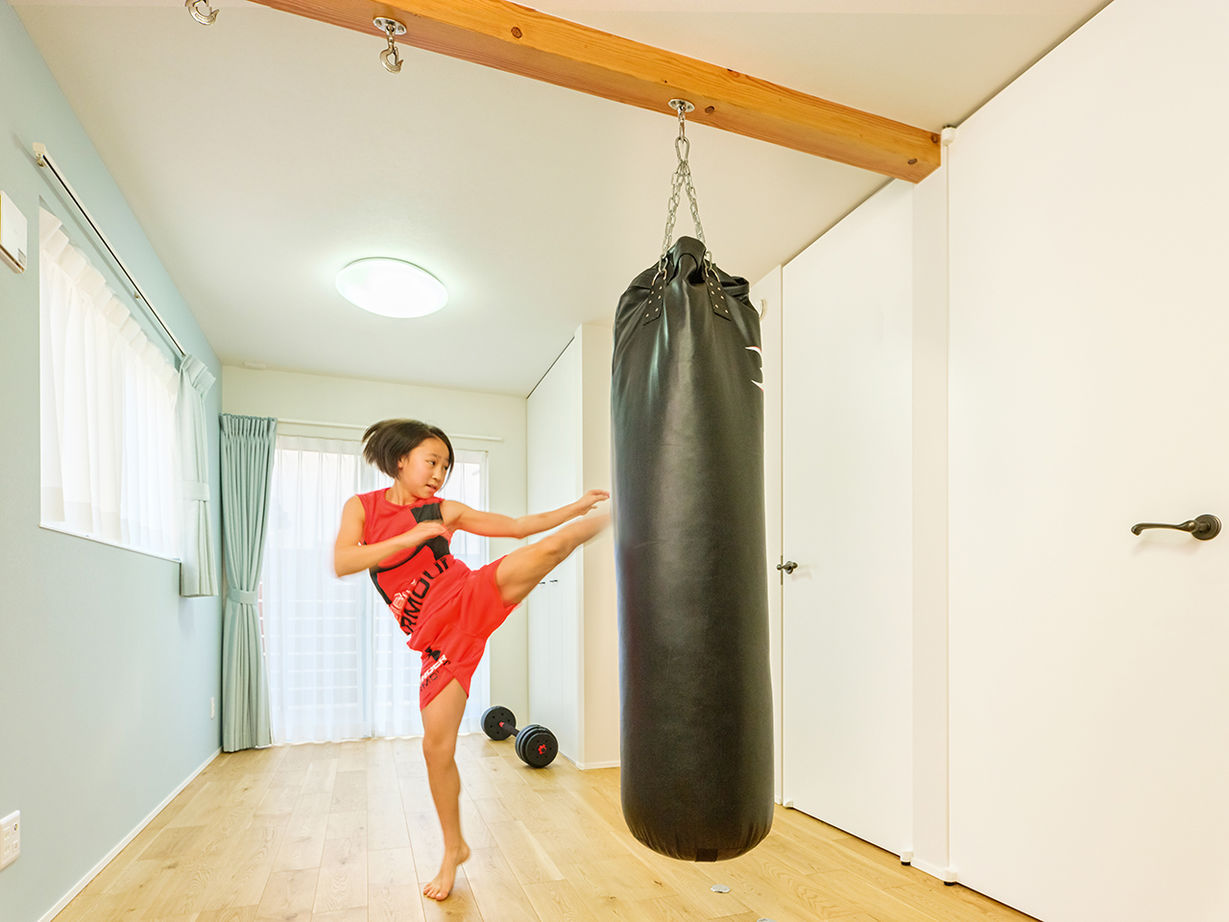 ビクトリーホーム 【2283万円/ロフト/充実収納/間取り図】家事をスムーズにする設計と勾配天井によるのびやかな2階LDKの家の建築実例画像7