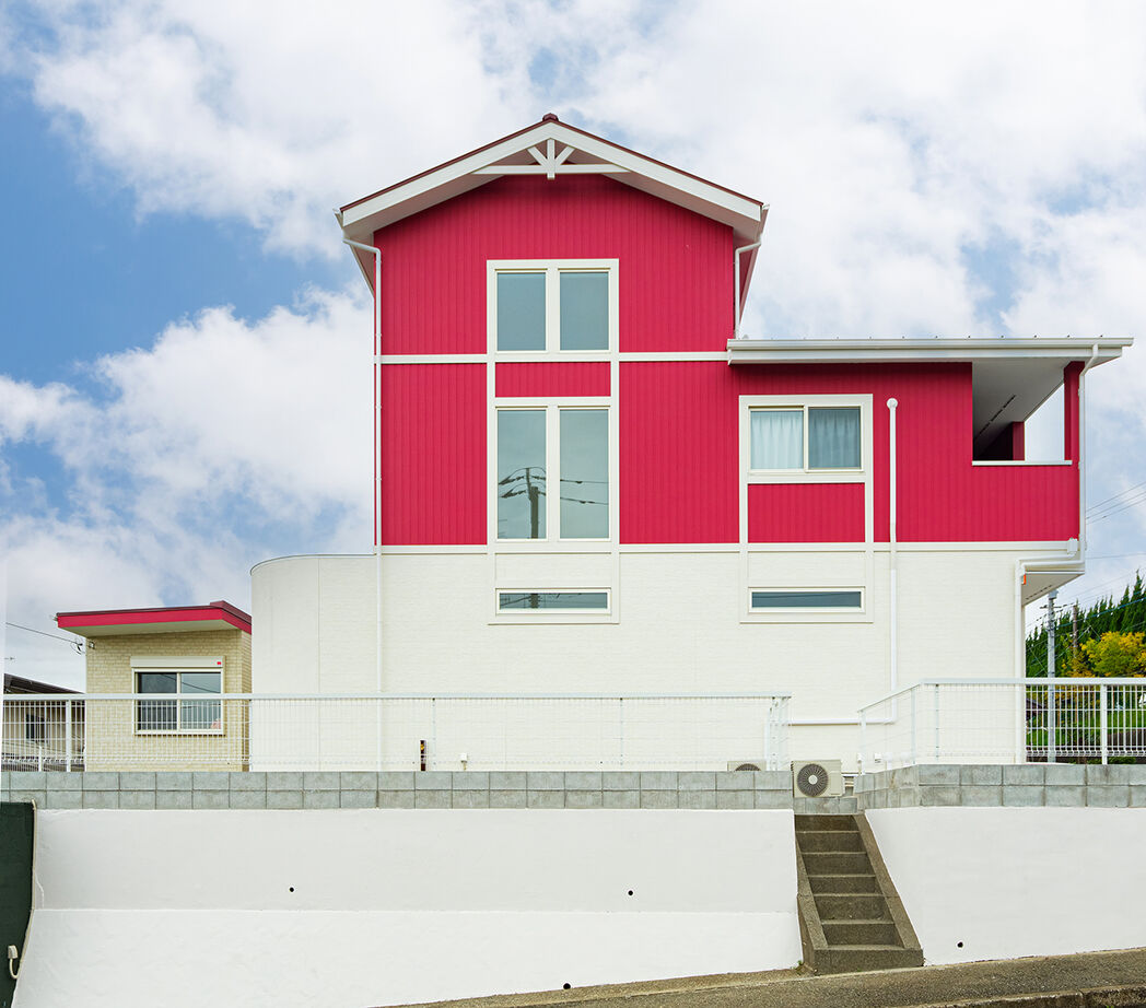 ビクトリーホーム 【2000万円台/店舗併設/吹き抜け/間取り図】開放的な大空間リビングと北欧スタイルな外観の長期優良住宅の建築実例画像2