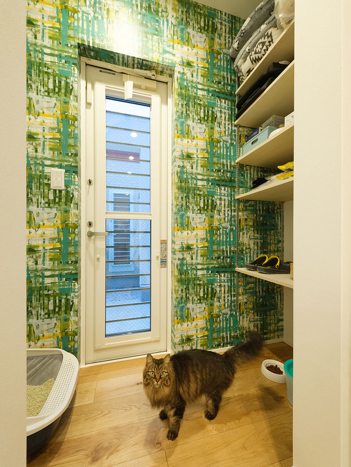 ビクトリーホーム 【2000万円台/店舗併設/吹き抜け/間取り図】開放的な大空間リビングと北欧スタイルな外観の長期優良住宅の建築実例画像6