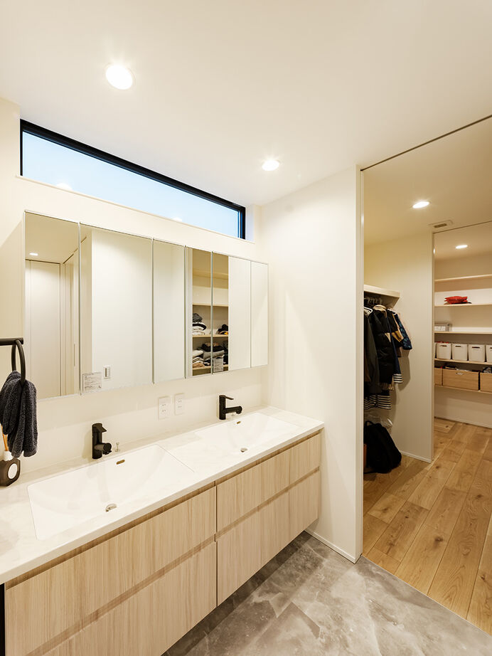 ビクトリーホーム 【3000万円台/吹き抜け/間取り図】外とフラットに繋がるリビングで視線を気にせず子どもとのびのび暮らす家の建築実例画像10