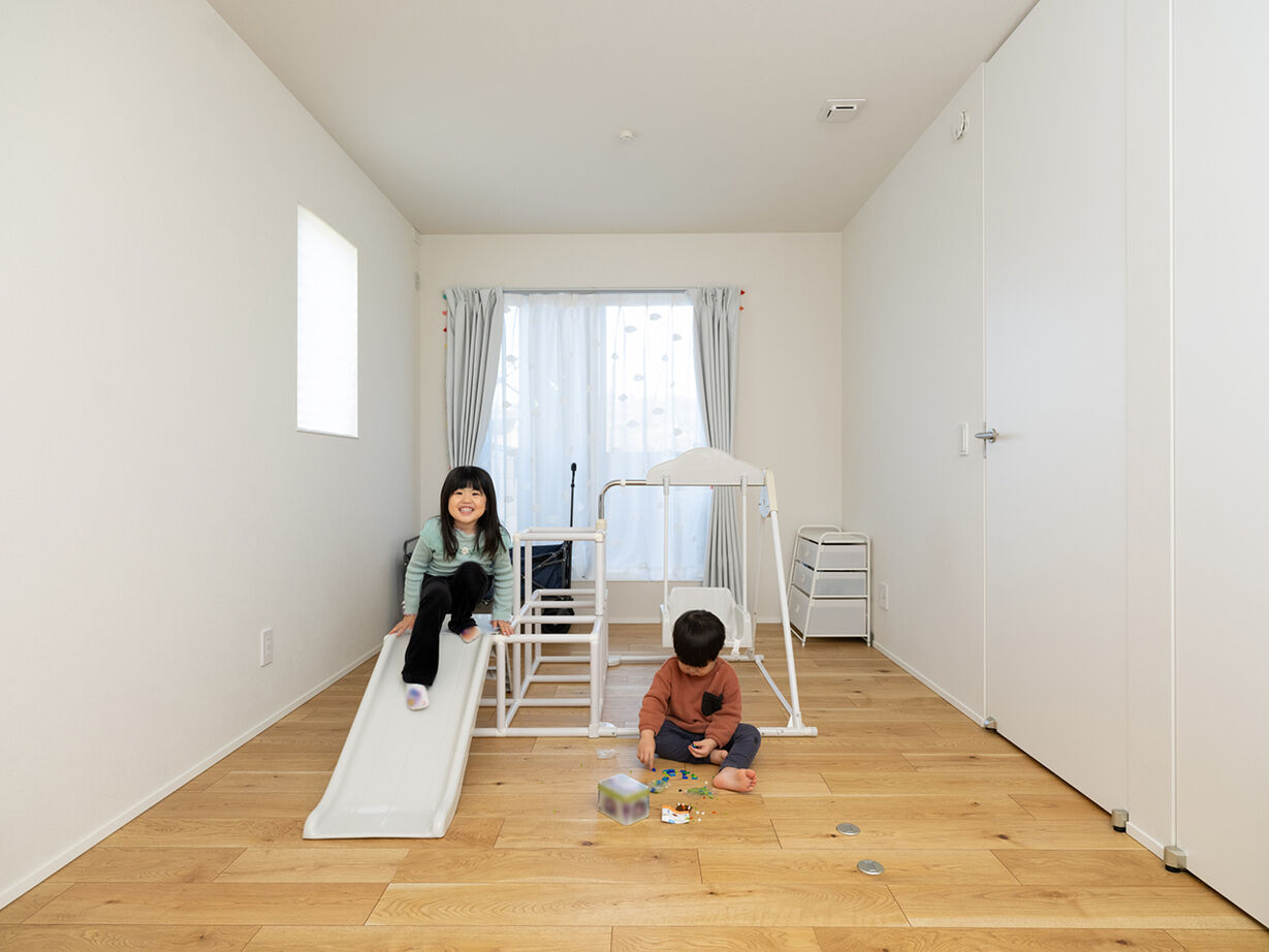 ビクトリーホーム 【2000万円台/吹き抜け/長期優良住宅】スタイリッシュなデザインに、家事をラクにする工夫満載の住まいの建築実例画像9