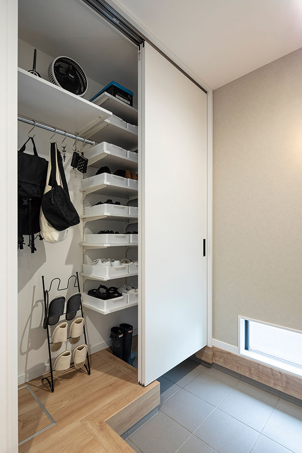 アークホーム　一級建築士事務所 【1000万円台/吹き抜け/間取り図有】標準仕様のスケルトン階段が映えるLDK。家事をラクにするプランも注目の建築実例画像14