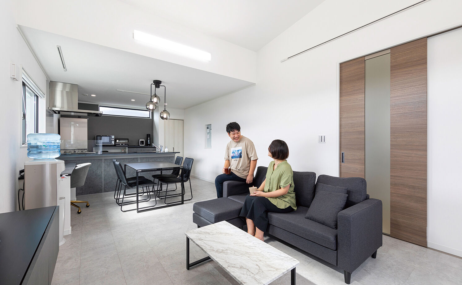 アークホーム　一級建築士事務所 【1000万円台/ビルトインガレージ/間取り図有】予算もこだわりも諦めない。趣味や遊びを満喫する住まいへの建築実例画像6