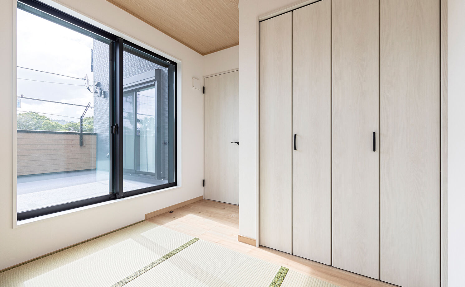 アークホーム　一級建築士事務所 【1000万円台/ビルトインガレージ/間取り図有】予算もこだわりも諦めない。趣味や遊びを満喫する住まいへの建築実例画像12