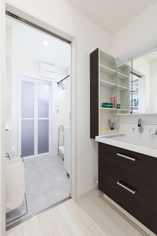 アークホーム　一級建築士事務所 【1000万円台/ビルトインガレージ/間取り図有】予算もこだわりも諦めない。趣味や遊びを満喫する住まいへの建築実例画像13