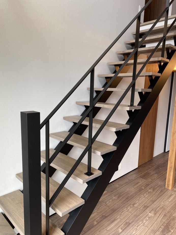 明建ハウス 【和歌山市／3000万円台／間取り図あり】見晴らしのいいアウトドアリビングでBBQやサウナを楽しむ家の建築実例画像6