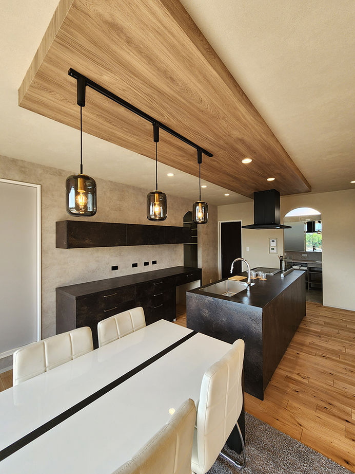 明建ハウス 【和歌山県／平屋／紀州材の家】外と内、あいまいな空間が日々の暮らしにリラックス感をもたらす平屋の家の建築実例画像3