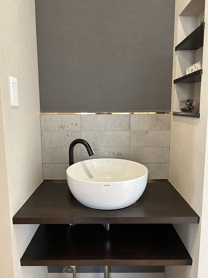 明建ハウス 【和歌山県／平屋／紀州材の家】外と内、あいまいな空間が日々の暮らしにリラックス感をもたらす平屋の家の建築実例画像7