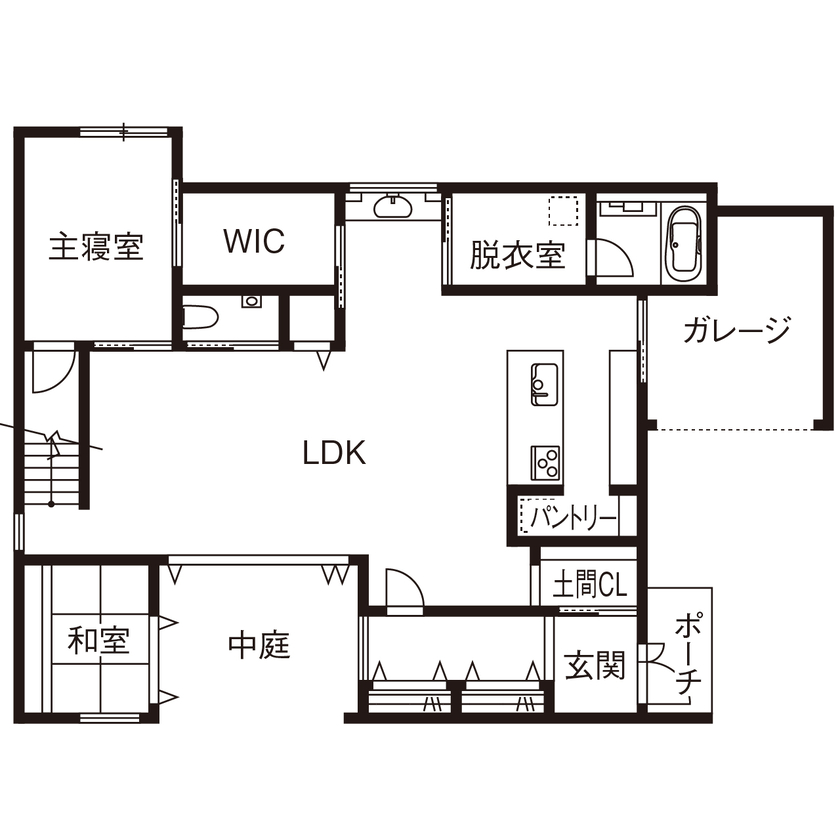 明建ハウス 【和歌山市／平屋ライク／間取り図あり】中庭に面したリビングを中心に主寝室や水まわりをすべて1階に配置の間取り図（5LDK）1階