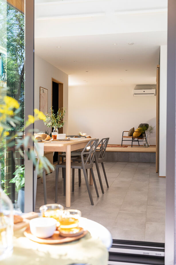 Relax home 【2000万円台/コンパクト/20坪台/間取り図】気分は高原リゾート。外の空気と緑に癒されるテラスのある家の建築実例画像9