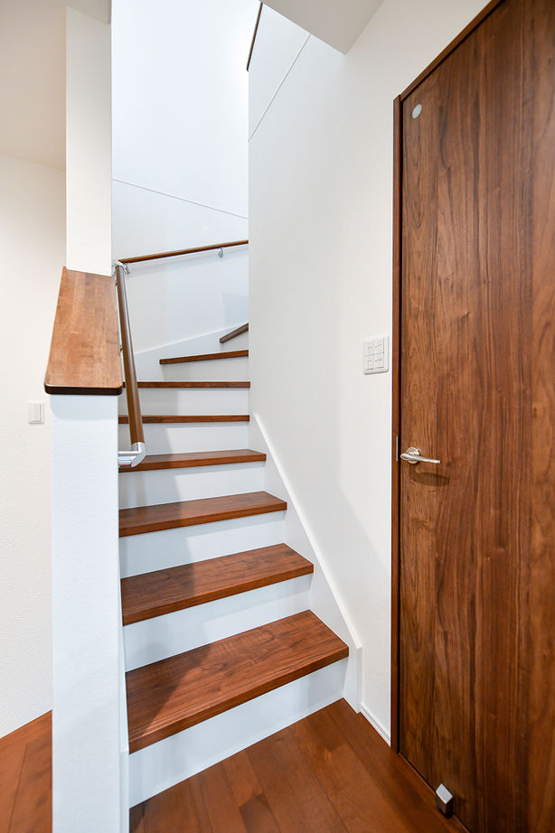 ａｒｄ（アルデ） 【1000万円台/シンプル/家事ラク】無駄のない間取りで広々LDK。窓からの緑がアクセントのモダンな空間の建築実例画像6