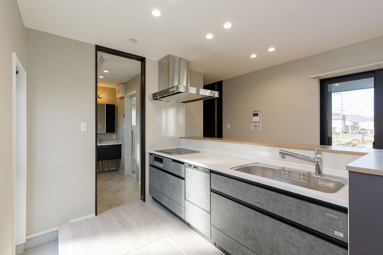 ａｒｄ（アルデ） 【1000万円台/間接照明/半ビルトインガレージ】街中で上質なくつろぎ感が得られる、ホテルライクな住まいの建築実例画像6