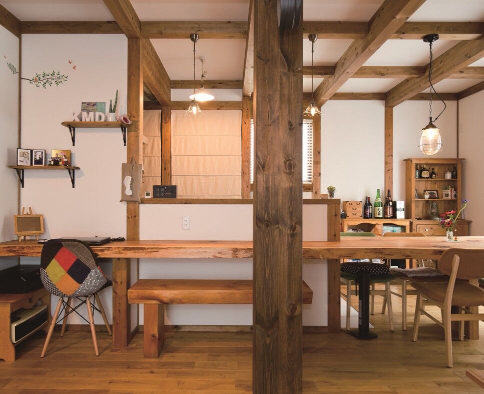 綿半林業 【1000万円台/ひのき/108m2】吹き抜け大空間に家族が集うノスタルジックで古民家風のひのきの家の建築実例画像1