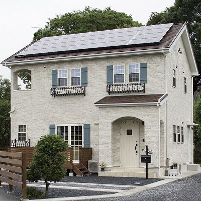 アヴィエスホーム 【間取り図有/33坪/1500万円～1999万円】健康塗り壁に包まれる心地よさ。憧れた洋画の中の可愛いお家の建築実例画像2