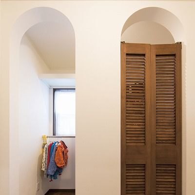 アヴィエスホーム 【間取り図有/33坪/1500万円～1999万円】健康塗り壁に包まれる心地よさ。憧れた洋画の中の可愛いお家の建築実例画像3