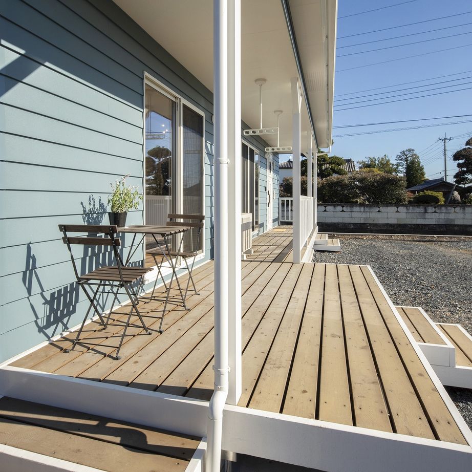 アヴィエスホーム 【37坪/1500万円～1999万円】塗り壁と無垢材が心地いい。内外が繋がるアメリカンハウスの建築実例画像10