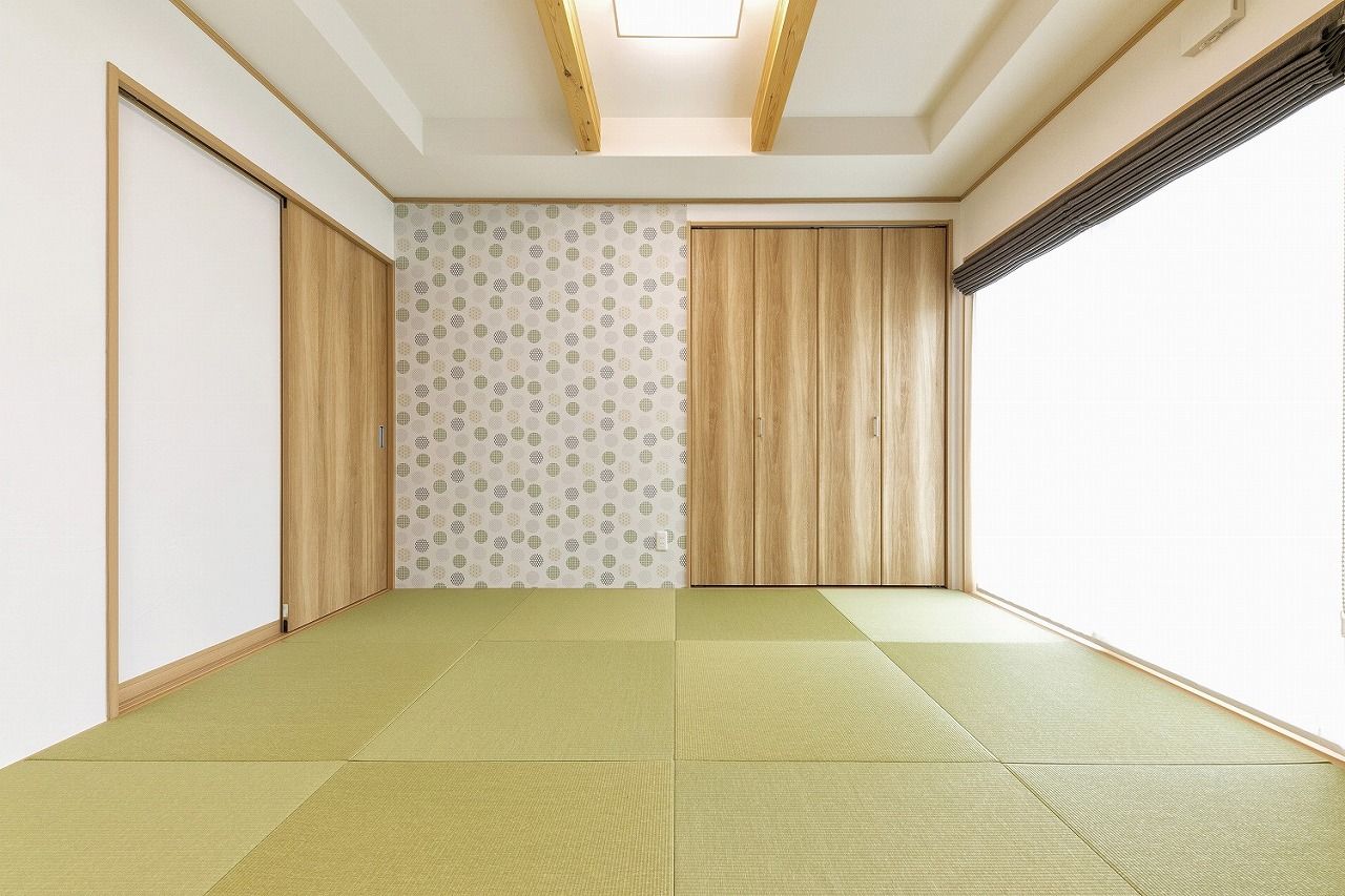 アヴィエスホーム 【間取り図有/39坪/2000～2499万円】健康塗り壁の爽やかさが心地いい！勾配天井で広々快適な平屋の住まいの建築実例画像7