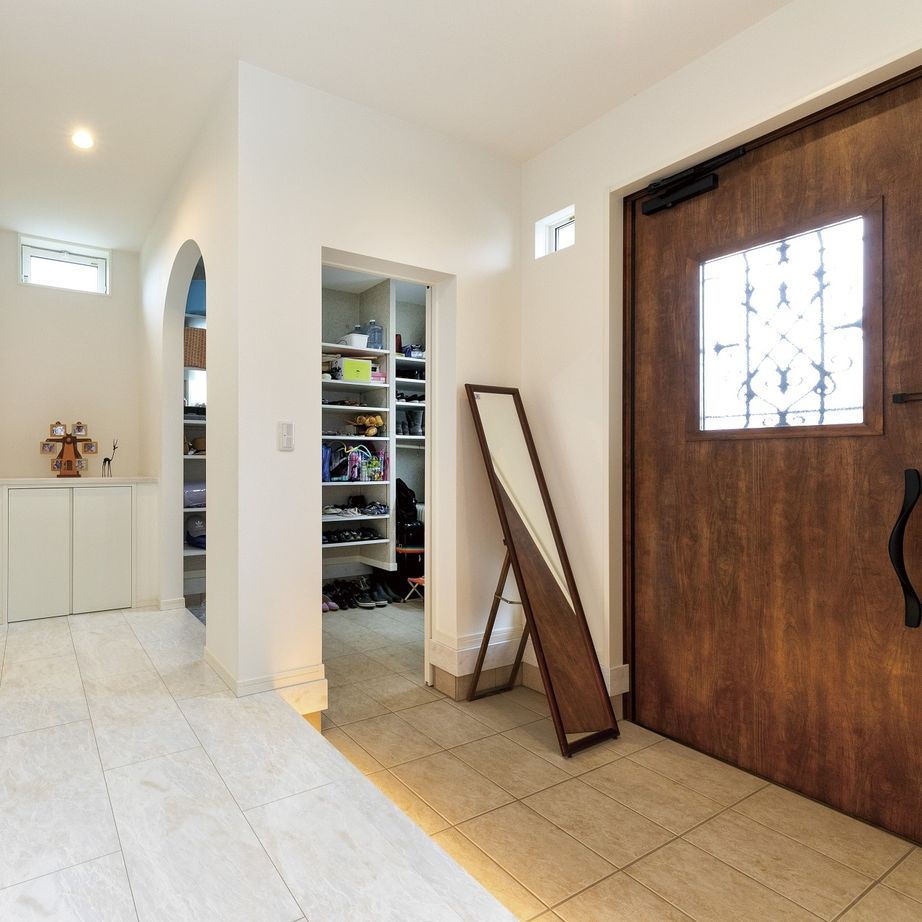 アヴィエスホーム 【間取り図有/39坪/2,200～2,299万円】自由度の高さと対応力が魅力！爽やかな塗り壁が心地いい家の建築実例画像4