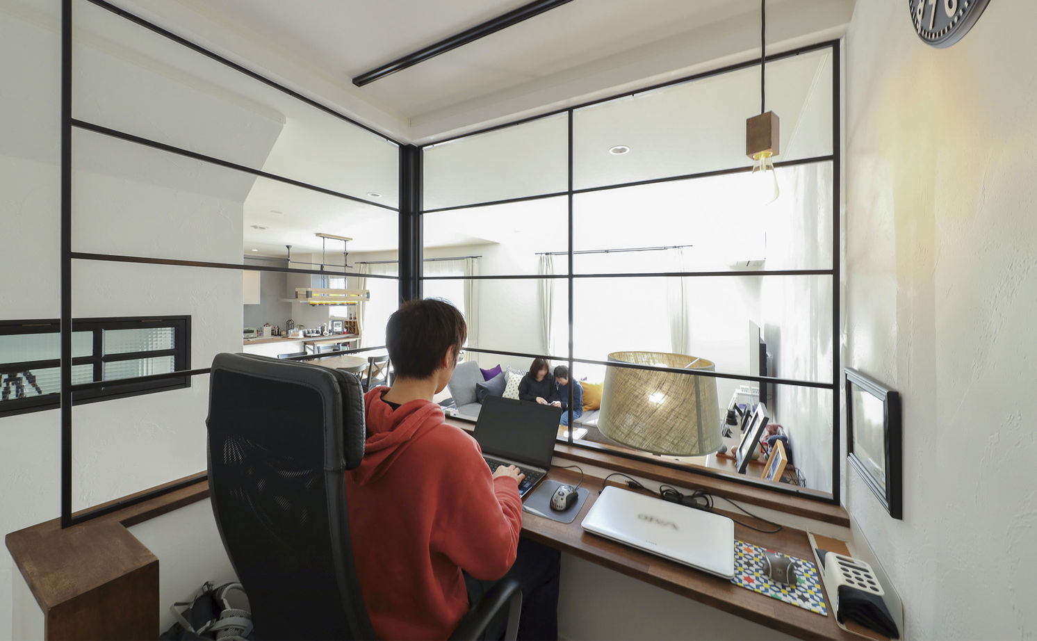 アヴィエスホーム 【間取り図有/35坪】細やかな対応で「好き」を実現。スキップフロアや吹き抜けで家族が「繋がる」暮らしの建築実例画像4