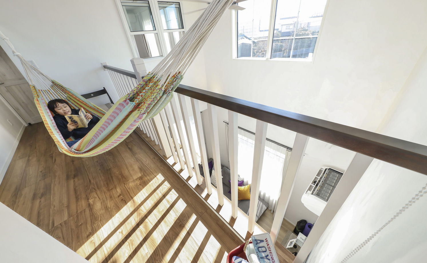 アヴィエスホーム 【間取り図有/35坪】細やかな対応で「好き」を実現。スキップフロアや吹き抜けで家族が「繋がる」暮らしの建築実例画像9