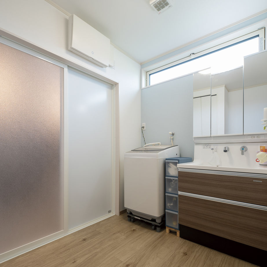 アヴィエスホーム 【間取り図有】きれいな空気に包まれた空間も、造作家具も予算内で！明瞭な価格案内で不安の少ない家づくりの建築実例画像9