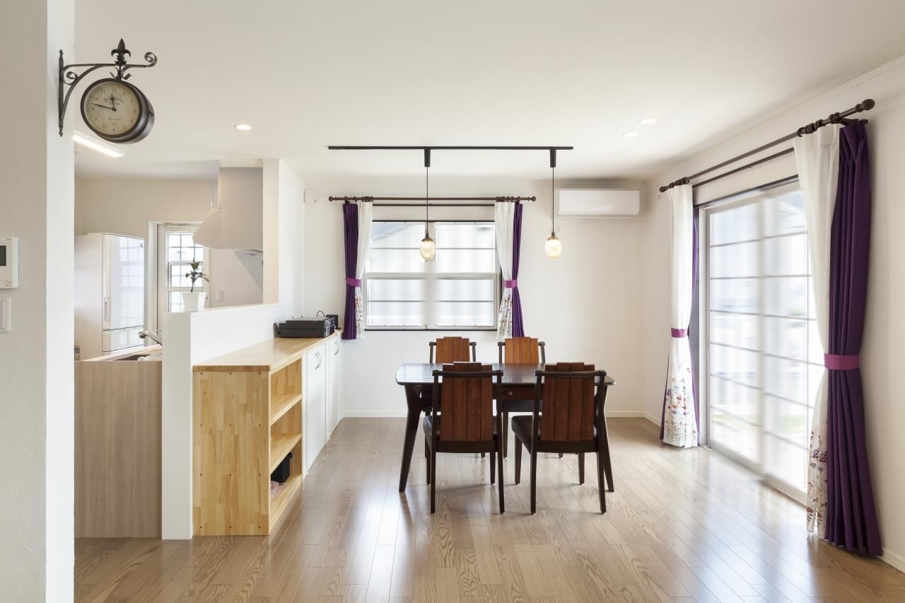 アヴィエスホーム 【42坪/2,000万円～2,499万円】体に優しく過ごしやすいアーリーアメリカンのお家の建築実例画像2