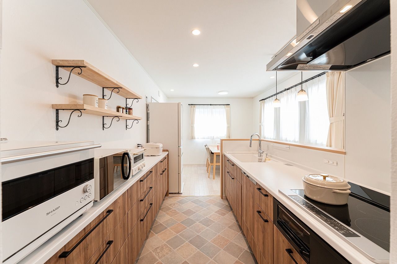 アヴィエスホーム 【間取り図有/34坪/2,100万円】健康塗り壁の南欧風デザイン。きれいな空気で快適な暮らしを満喫！の建築実例画像5