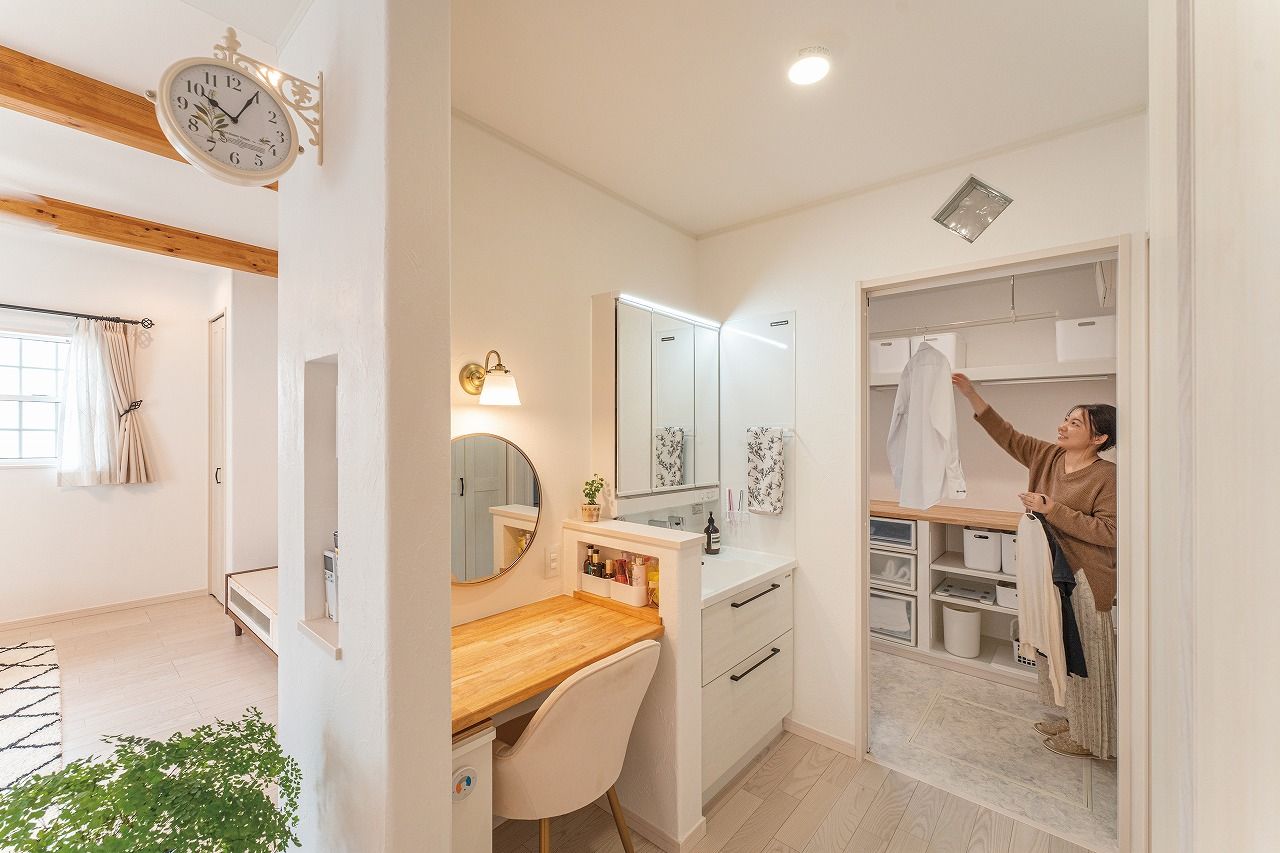 アヴィエスホーム 【間取り図有/34坪/2,100万円】健康塗り壁の南欧風デザイン。きれいな空気で快適な暮らしを満喫！の建築実例画像6