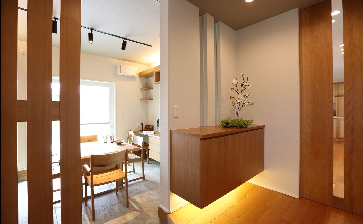 コンチネンタルホーム 【平屋/間取り図有】風や陽光、緑の輝き。四季の移ろいを身近に感じる暮らしの建築実例画像5