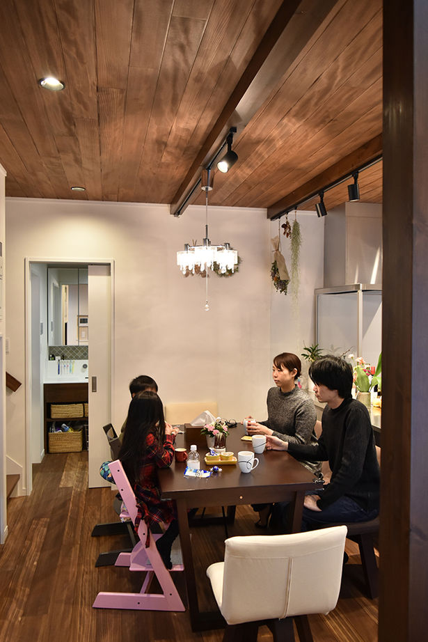 助川工務店 【2000万円台|20坪台|間取り|高気密高断熱】もみの木に包まれる開放空間。リビングの吹き抜けが心地よい家の建築実例画像3