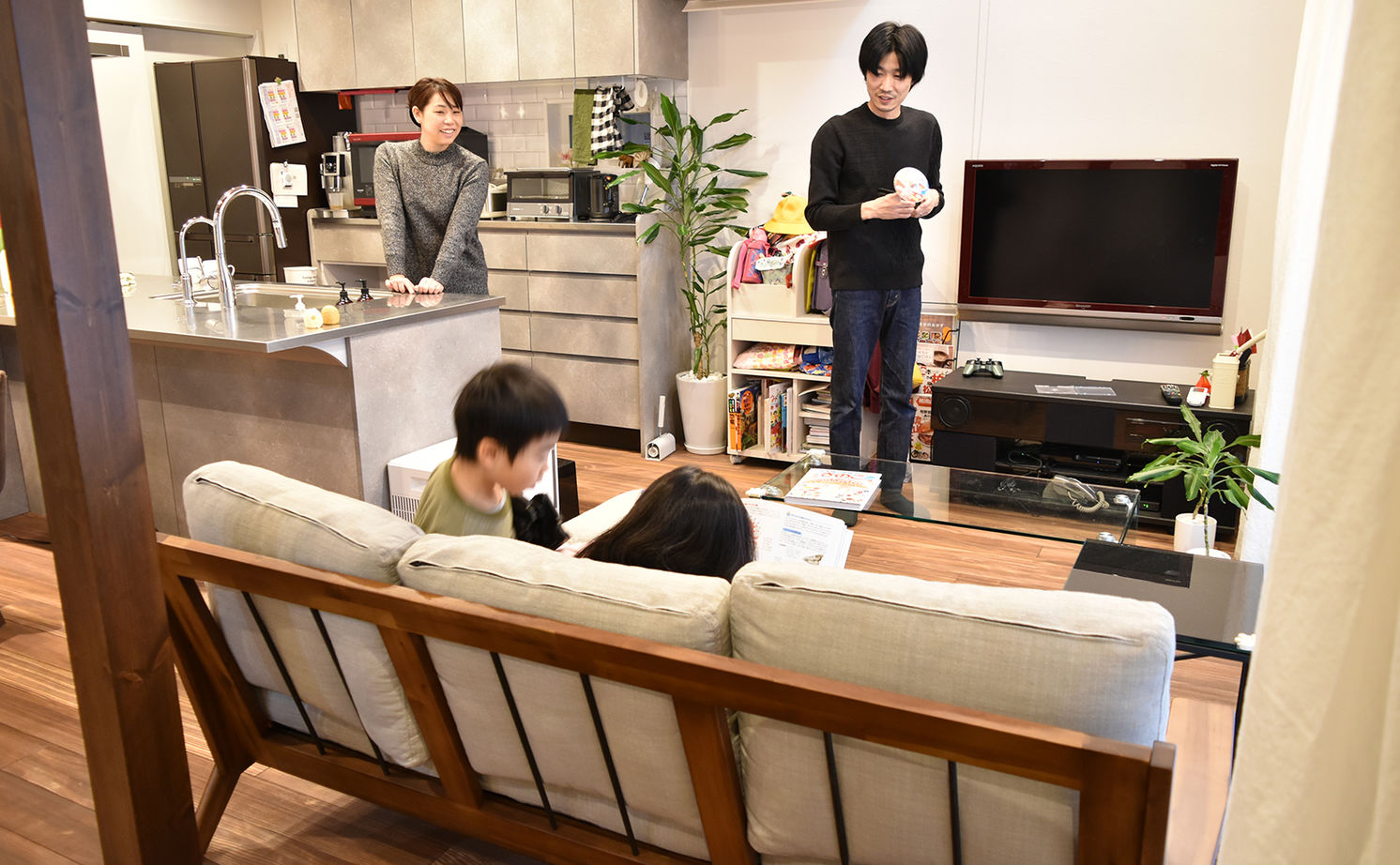 助川工務店 【2000万円台|20坪台|間取り|高気密高断熱】もみの木に包まれる開放空間。リビングの吹き抜けが心地よい家の建築実例画像7