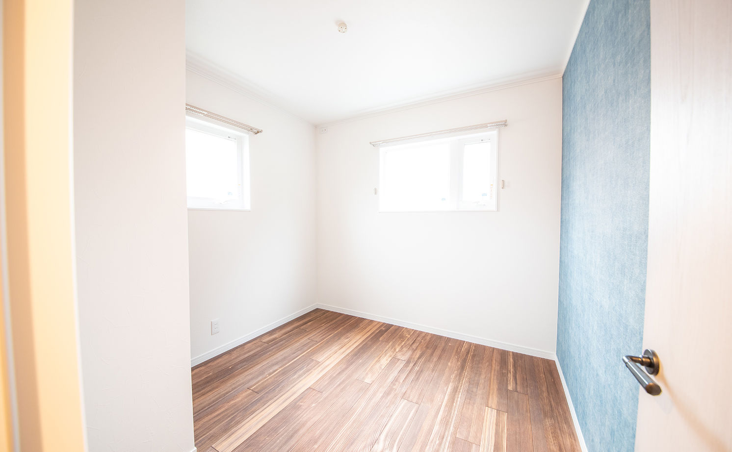 助川工務店 【2000万円台|20坪台|間取り|高気密高断熱】もみの木に包まれる開放空間。リビングの吹き抜けが心地よい家の建築実例画像15