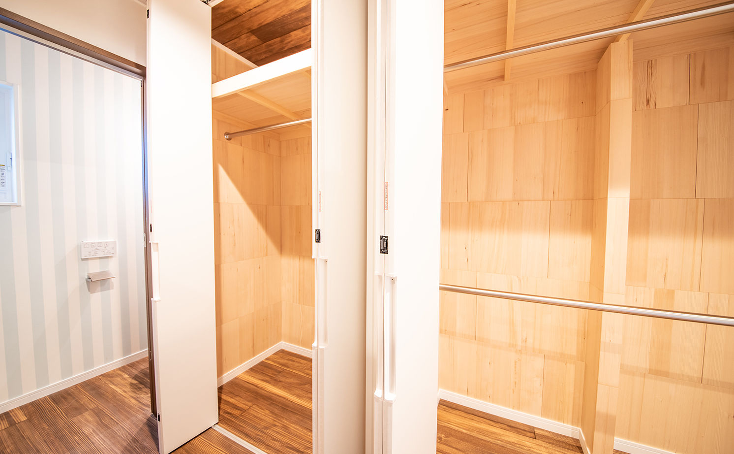 助川工務店 【2000万円台|20坪台|間取り|高気密高断熱】もみの木に包まれる開放空間。リビングの吹き抜けが心地よい家の建築実例画像16