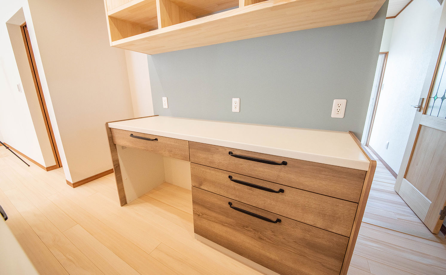 助川工務店 【平屋/自然素材/造作家具/間取り図有】勾配天井の開放感と、便利な生活動線が嬉しい「もみの木」の家の建築実例画像8