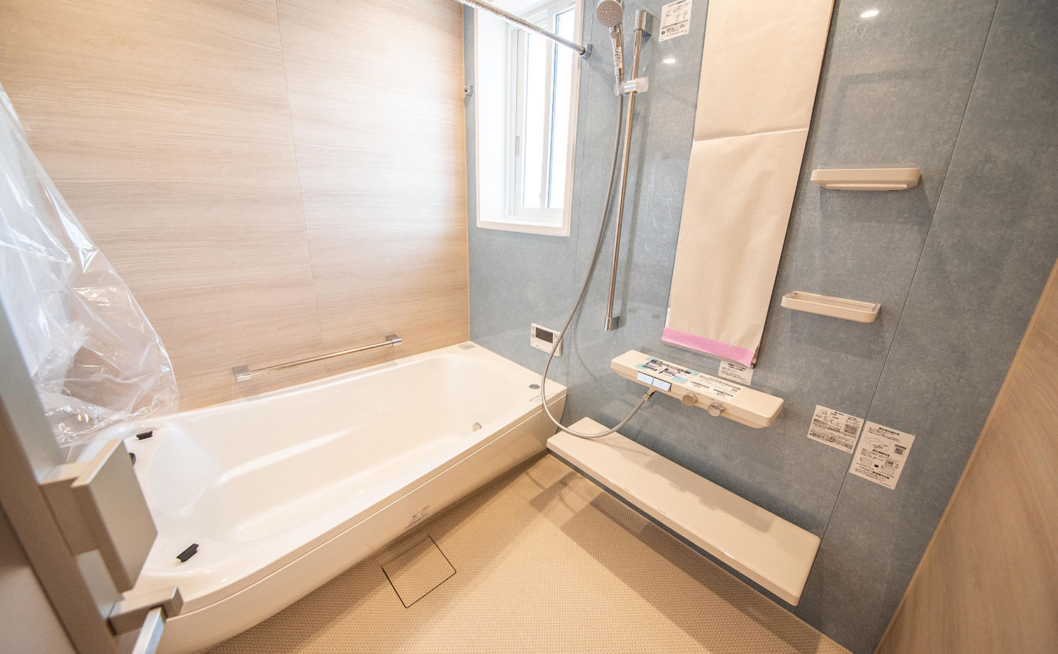 助川工務店 【平屋/自然素材/造作家具/間取り図有】勾配天井の開放感と、便利な生活動線が嬉しい「もみの木」の家の建築実例画像10