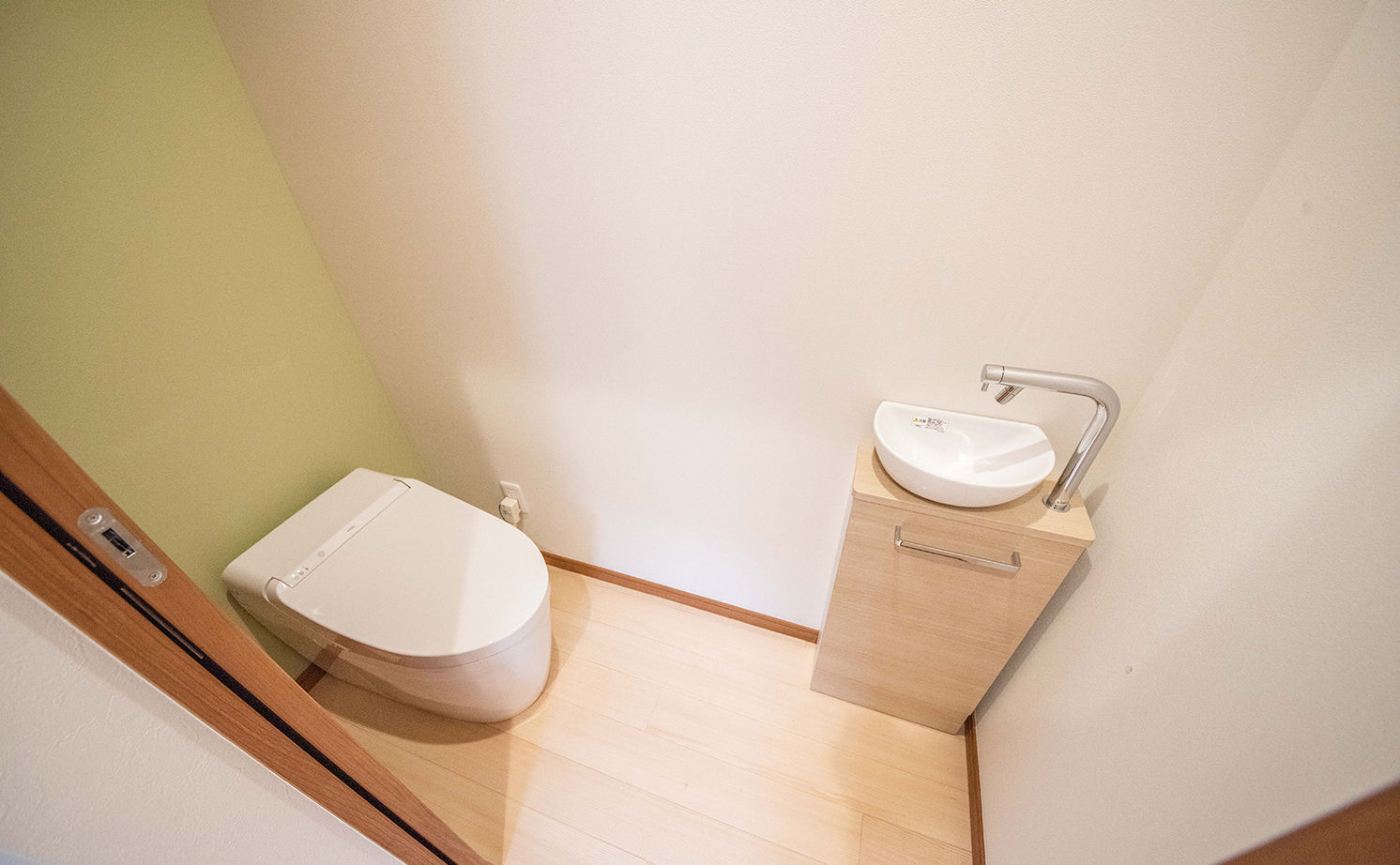 助川工務店 【平屋/自然素材/造作家具/間取り図有】勾配天井の開放感と、便利な生活動線が嬉しい「もみの木」の家の建築実例画像13