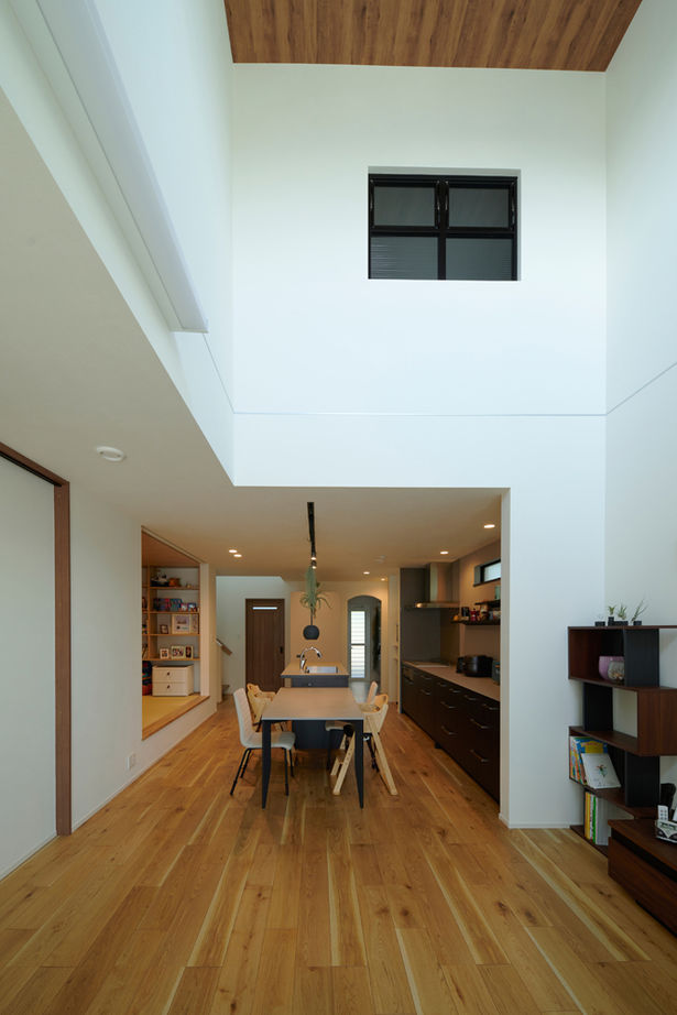 マルマインハウス 【生駒市/3000万円台/36坪/2階建て/間取図】ZEHを超える断熱性能「HEAT20」で吹き抜けでも年中快適に暮らすの建築実例画像5