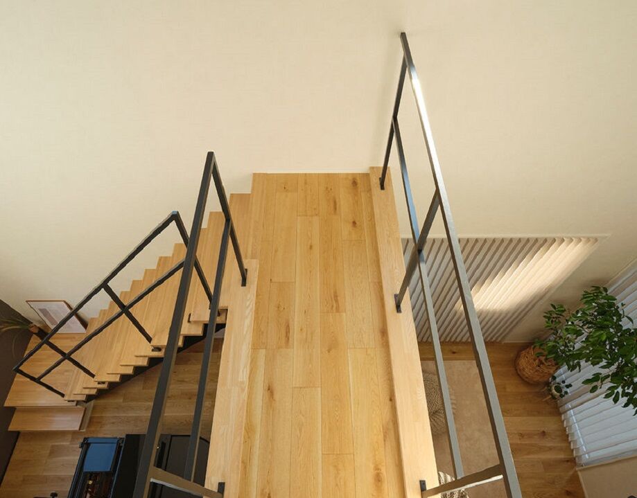 マルマインハウス 【生駒郡/3000～3500万円/グランドピアノのある家/間取り】2つの吹抜けが立体感を演出する、上質感漂う邸宅の建築実例画像6