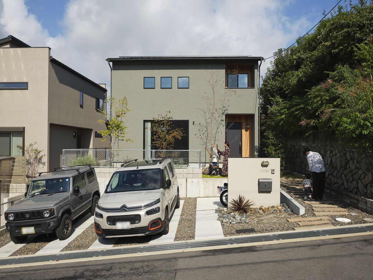 マルマインハウス “アウトドア家族”らしいダイナミックにレイアウトされた土間がよくなじんだ、“外での遊びが充実する家”の建築実例画像1