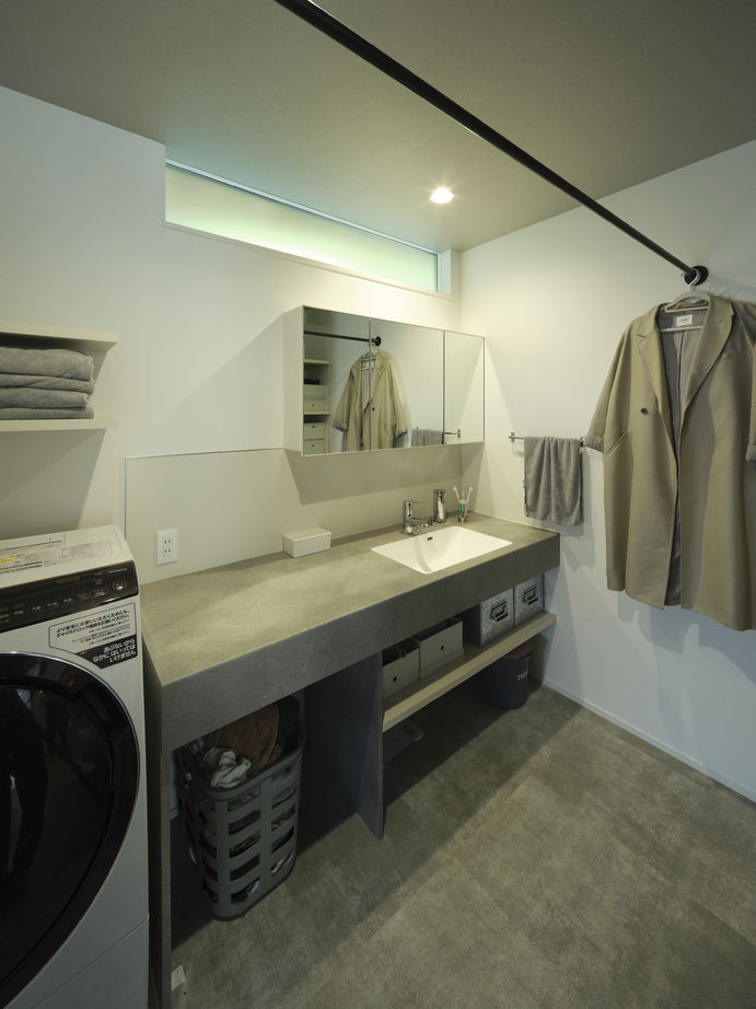 マルマインハウス “アウトドア家族”らしいダイナミックにレイアウトされた土間がよくなじんだ、“外での遊びが充実する家”の建築実例画像8