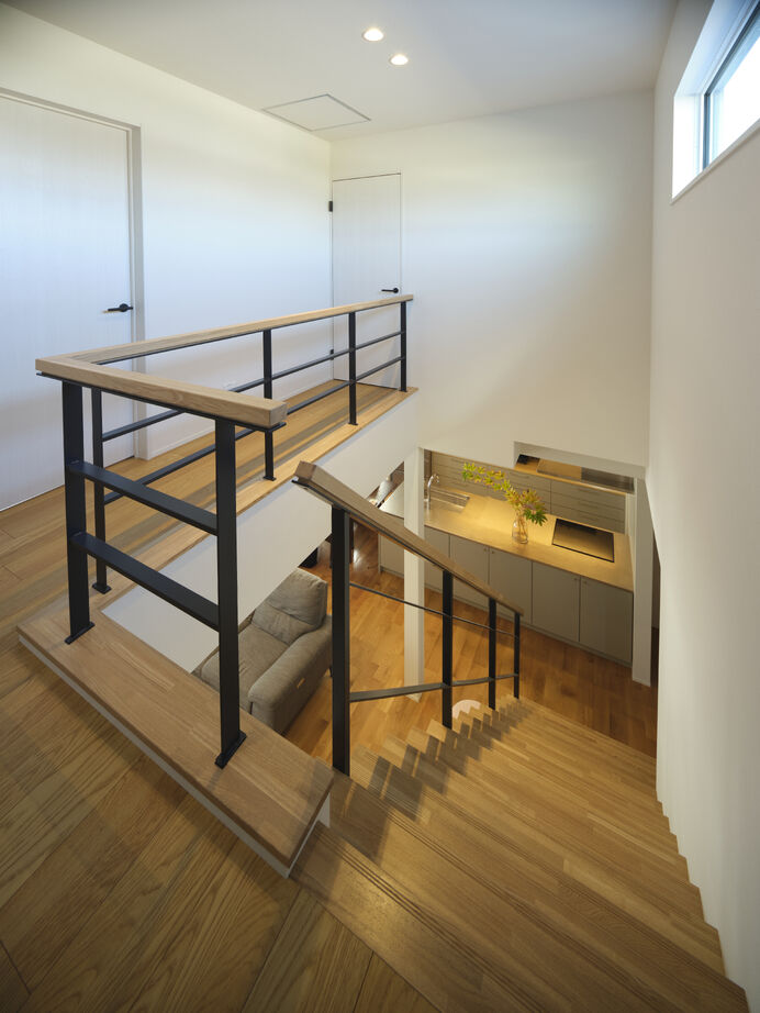 マルマインハウス 【桜井市/二世帯住宅/半平屋】距離感と一体感を両立した家族思いの二世帯住宅の建築実例画像9