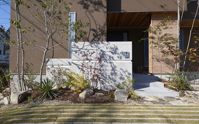 マルマインハウス 【生駒市／2階リビング/中庭ジャグジー】生駒山の景色がいつも見えるようにした２階LDKのお家の建築実例画像5