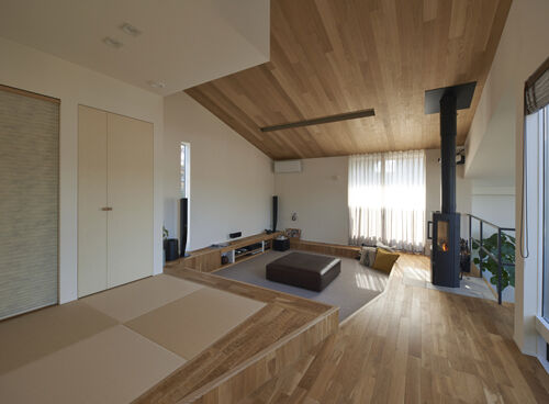 マルマインハウス 【生駒市／2階リビング/中庭ジャグジー】生駒山の景色がいつも見えるようにした２階LDKのお家の建築実例画像10