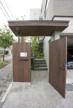 トヨタホーム 窓の配置ひとつにまで気を配って、「理想だった」スクエアな外観を実現の建築実例画像7