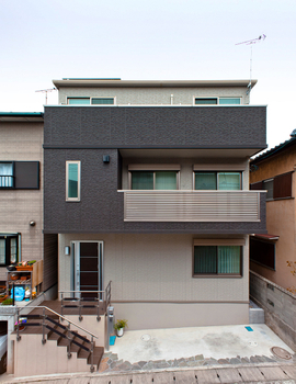 トヨタホーム 20坪の狭小地に自然を取り込み、光と風、開放感を感じる住まいにの建築実例画像5