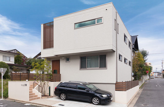 トヨタホーム 開放感あふれるリビングに家族が集う家の建築実例画像1