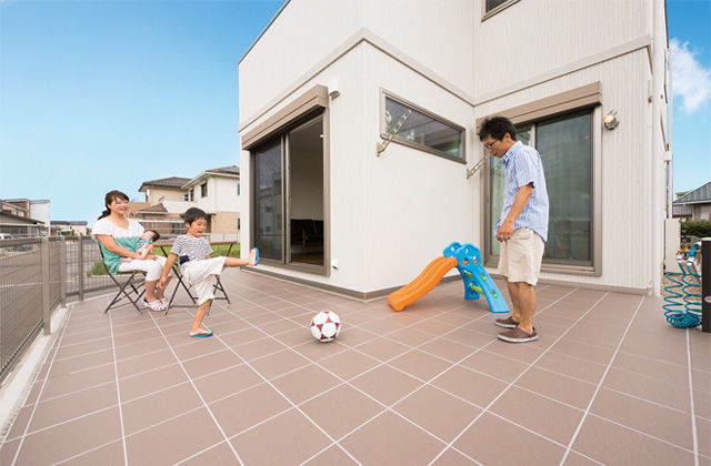 トヨタホーム 【30坪以下】収納アイデア満載！片づけやすく、ひろびろ＆すっきりリビングの建築実例画像6