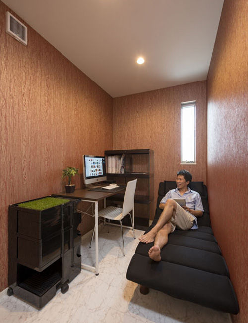 トヨタホーム 【30坪以下】収納アイデア満載！片づけやすく、ひろびろ＆すっきりリビングの建築実例画像9