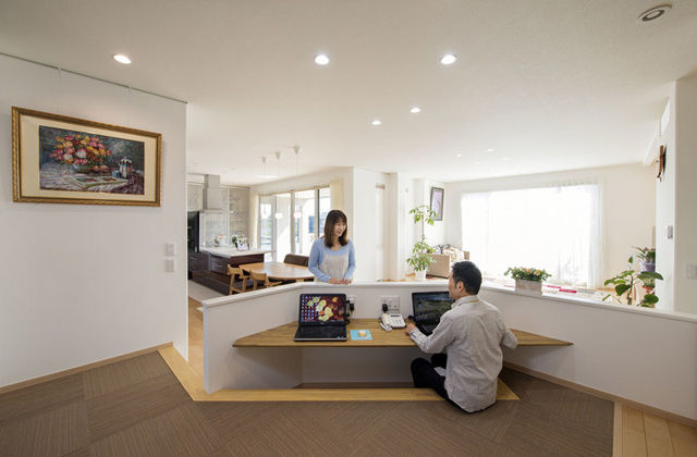 トヨタホーム 子育ても仕事も相互に助け合える、二人三脚の二世帯ライフを叶えた住まいの建築実例画像6