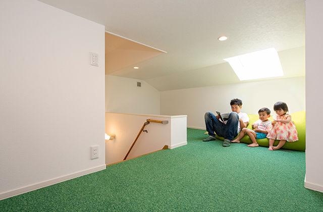 トヨタホーム 【45坪以下/平屋実例/アイランドキッチン/賃貸・店舗併用 】光が降り注ぐ広々とした平屋建ての建築実例画像5